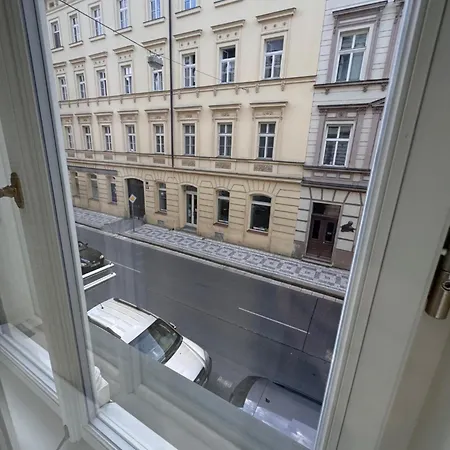 Appartement 8- Little